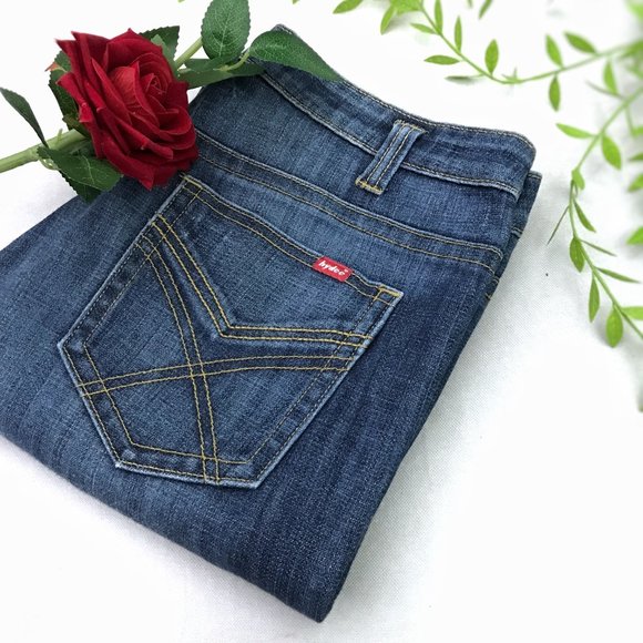 Fresh Peice Original ( HYDEE ) Straight fit mid wash jeans Fixed Price - Picture 5 of 5